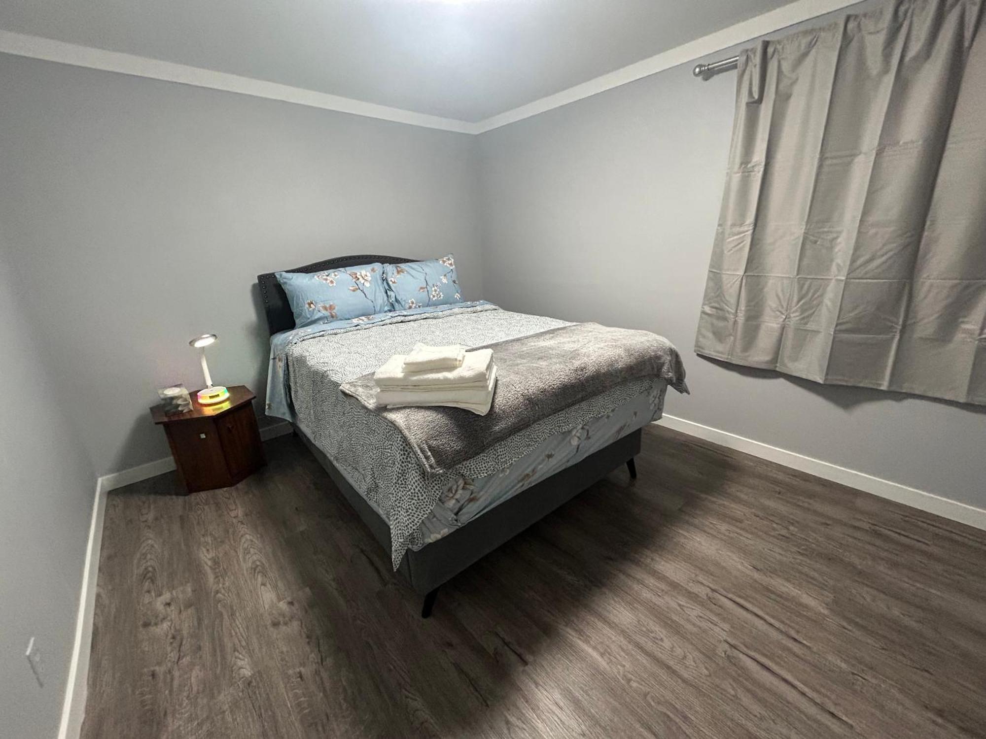 Cute Highlandpark Apartment Calgary Exterior photo