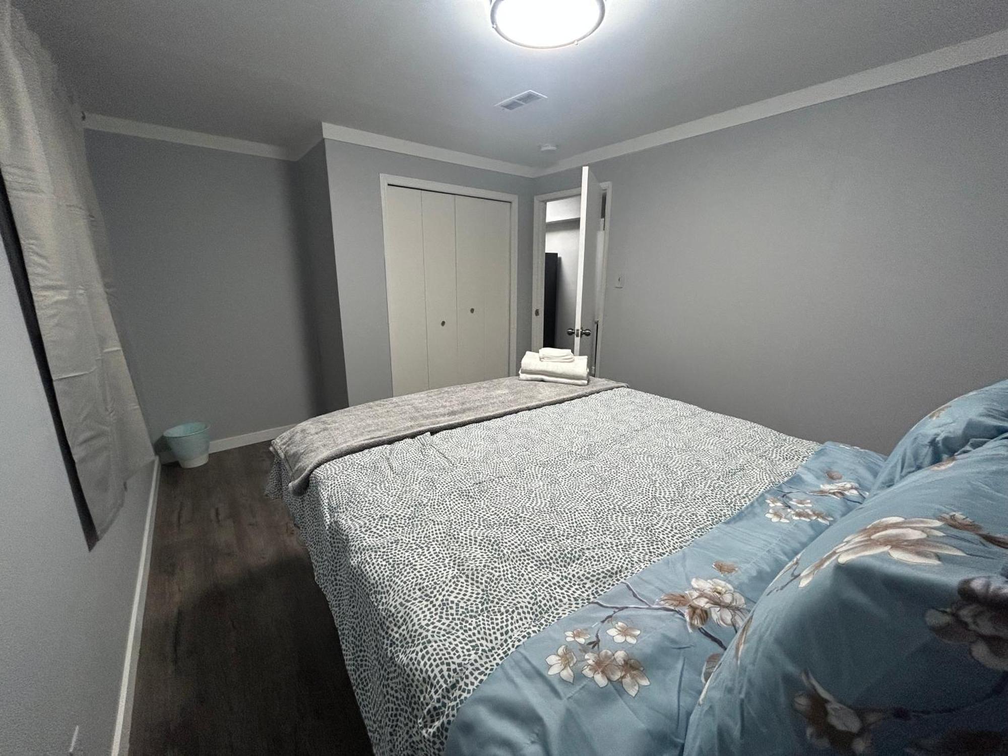 Cute Highlandpark Apartment Calgary Exterior photo